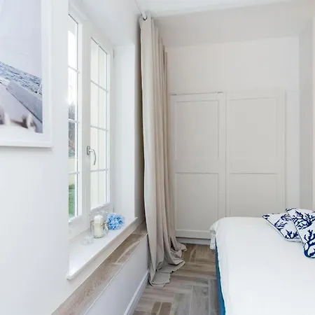 Na Uphagena Apartment *