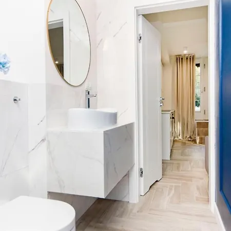 Na Uphagena * 格但斯克